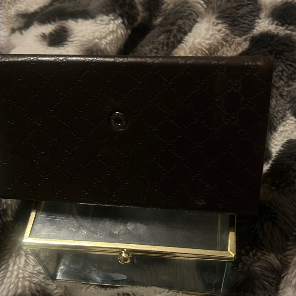 Authentic Brown Gucci sunglasses - image 9